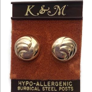 70s Gold Wave Earrings NWT Vintage K&M